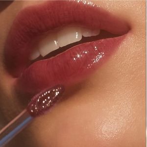 🌻5/$35🌻 NWOT ROEN Kiss My Liquid Lip Balm Tint In Scout Deep Berry New Full Size